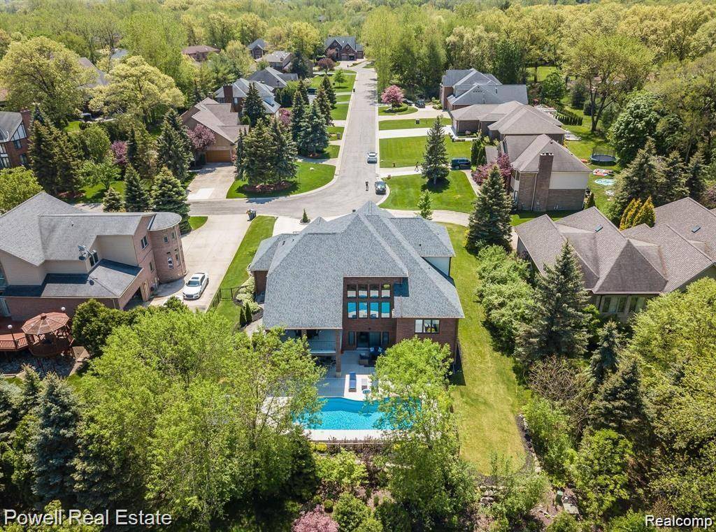 Bloomfield Hills, MI 48302,1968 MAPLEWOOD AVE