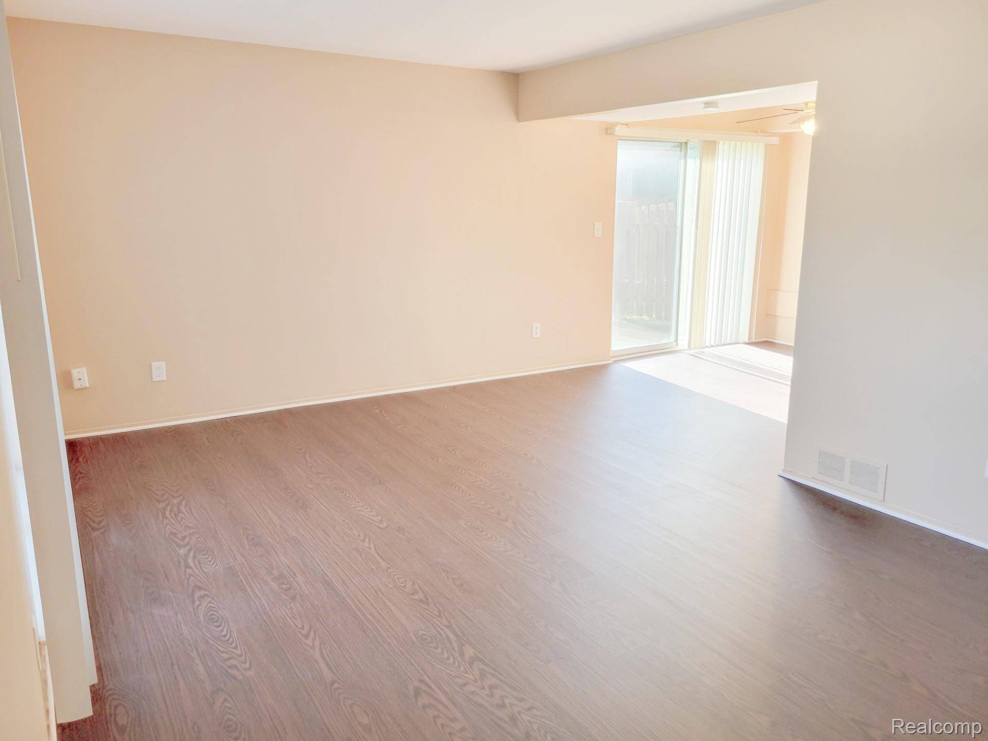 Fraser, MI 48026,34231 Garfield CIR