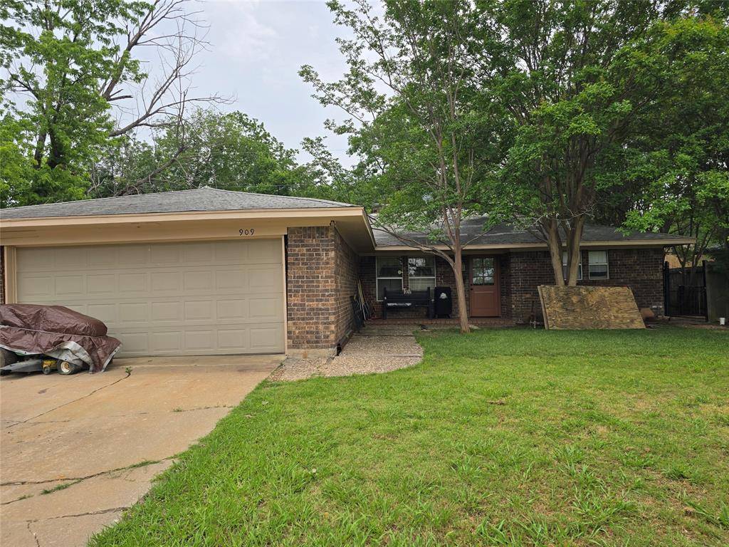 Princeton, TX 75407,909 Mckinney Avenue
