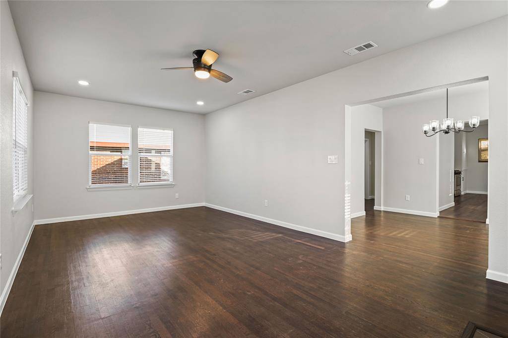 Sherman, TX 75092,820 W College Street