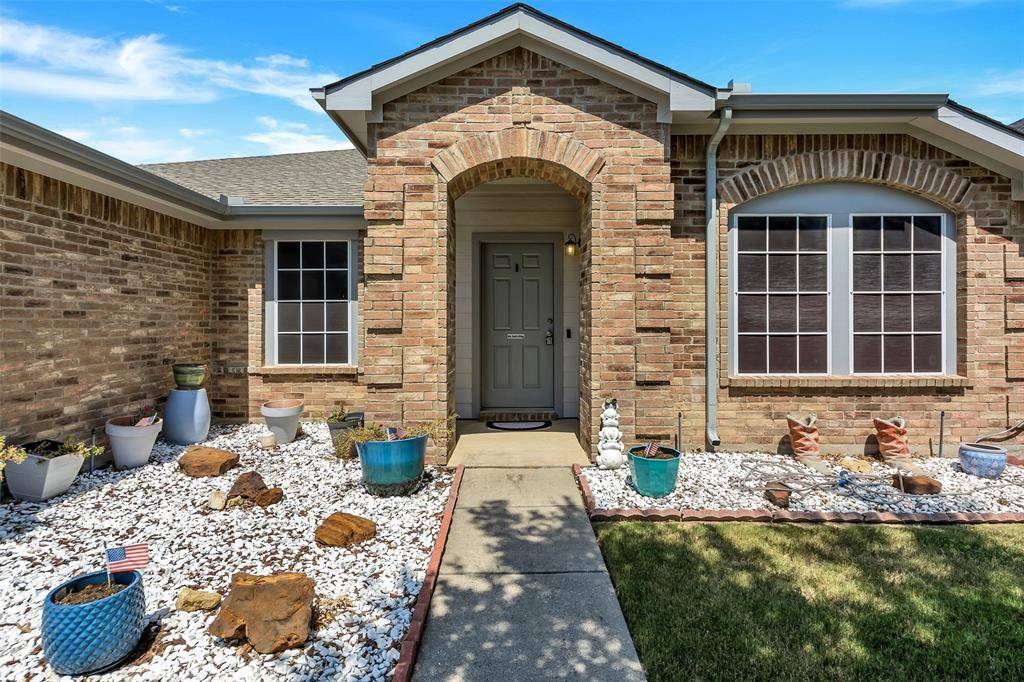 Krum, TX 76249,205 Broken Arrow