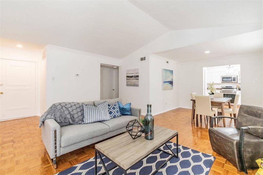 Dallas, TX 75230,10558 High Hollows Drive #243