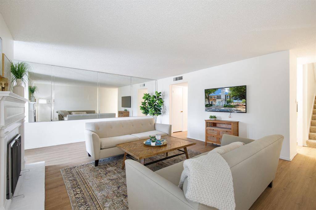 Dallas, TX 75248,5949 Copperwood Lane #1158