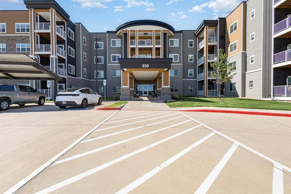 Allen, TX 75013,930 Stockton Drive #206