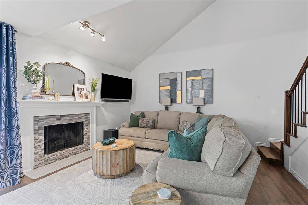 Dallas, TX 75243,8439 Barnaby Street