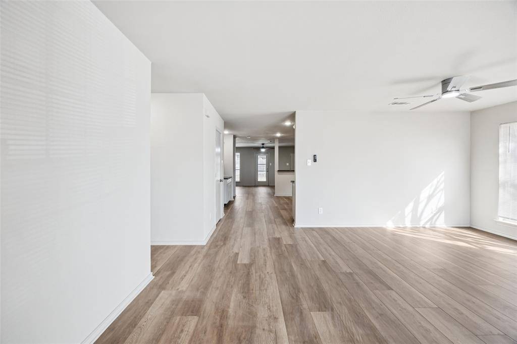 Arlington, TX 76017,5601 Chimney Rock Drive