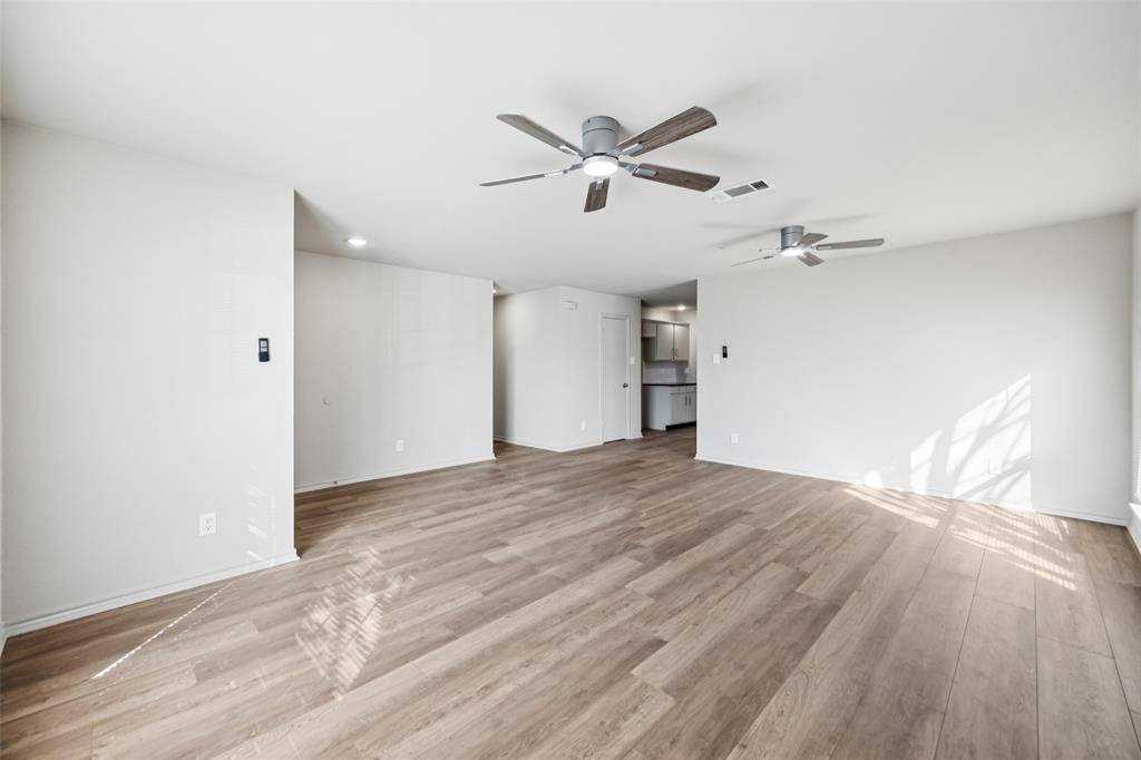 Arlington, TX 76017,5601 Chimney Rock Drive