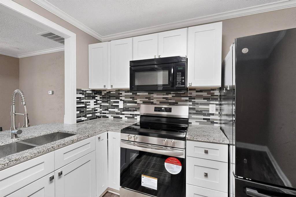 Carrollton, TX 75006,2200 E Trinity Mills Road #616