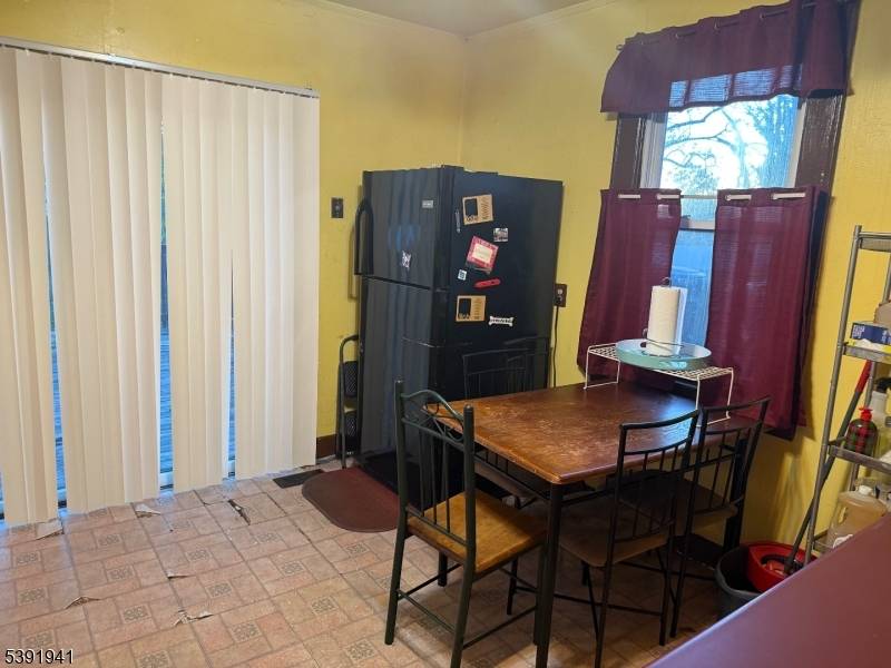 Somerville Boro, NJ 08876,48 2nd St