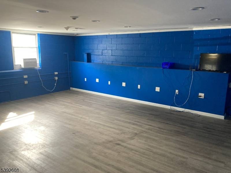 Little Ferry Boro, NJ 07643,38 Main St