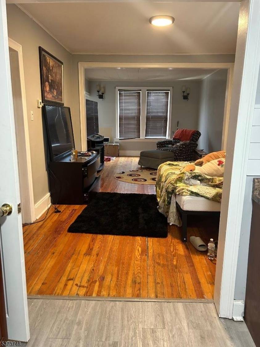 East Orange City, NJ 07018,491 Norwood St