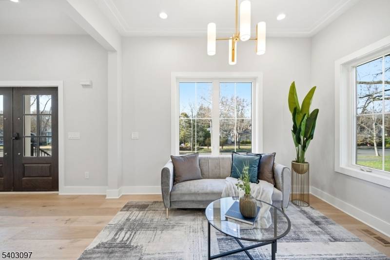 Livingston Twp., NJ 07039,11 Rale Ter