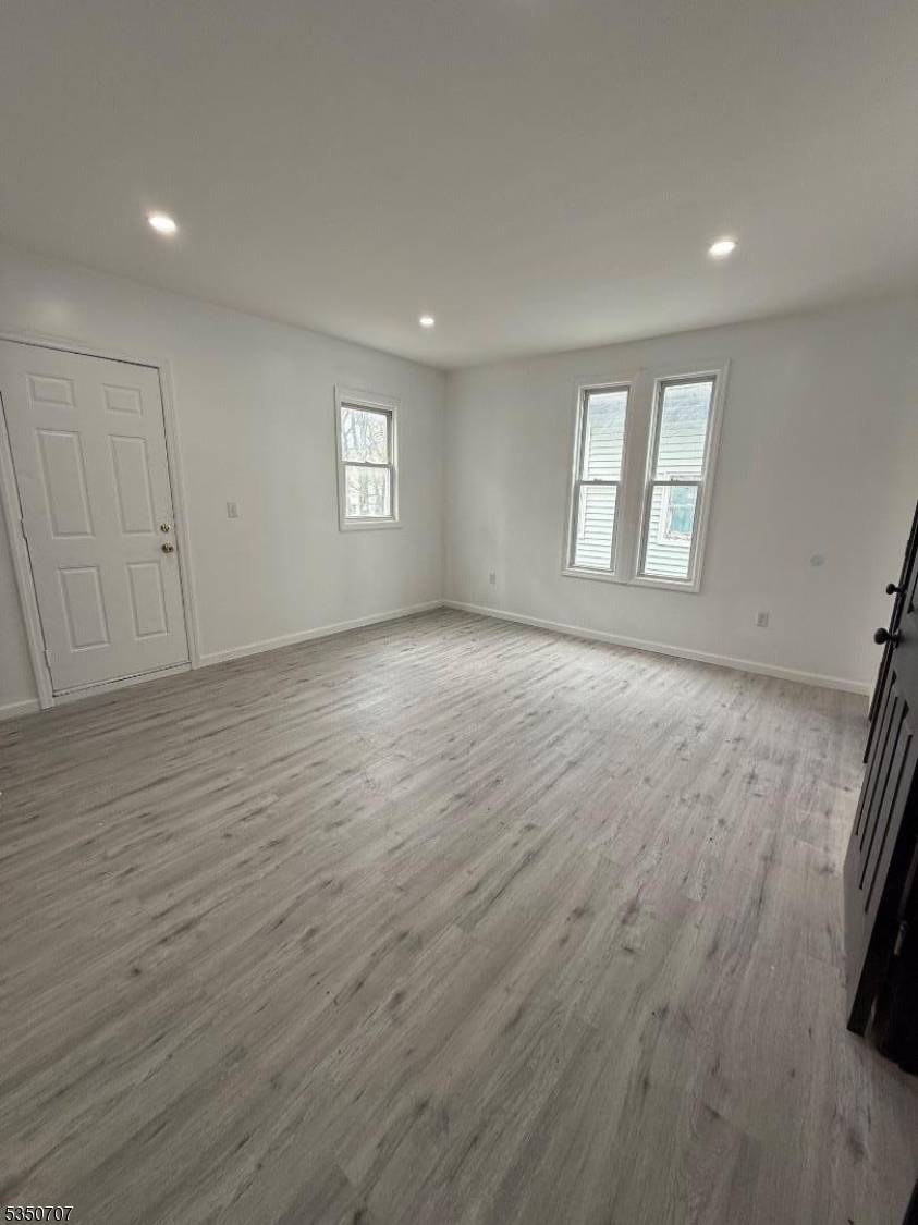 East Orange City, NJ 07018,15 Winthrop Ter #1