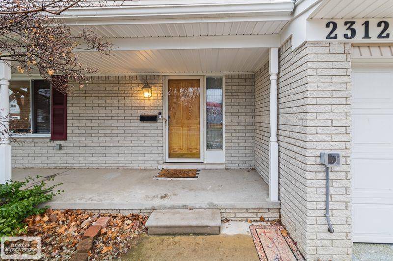 Troy, MI 48085,2312 Hillcrescent Dr DR