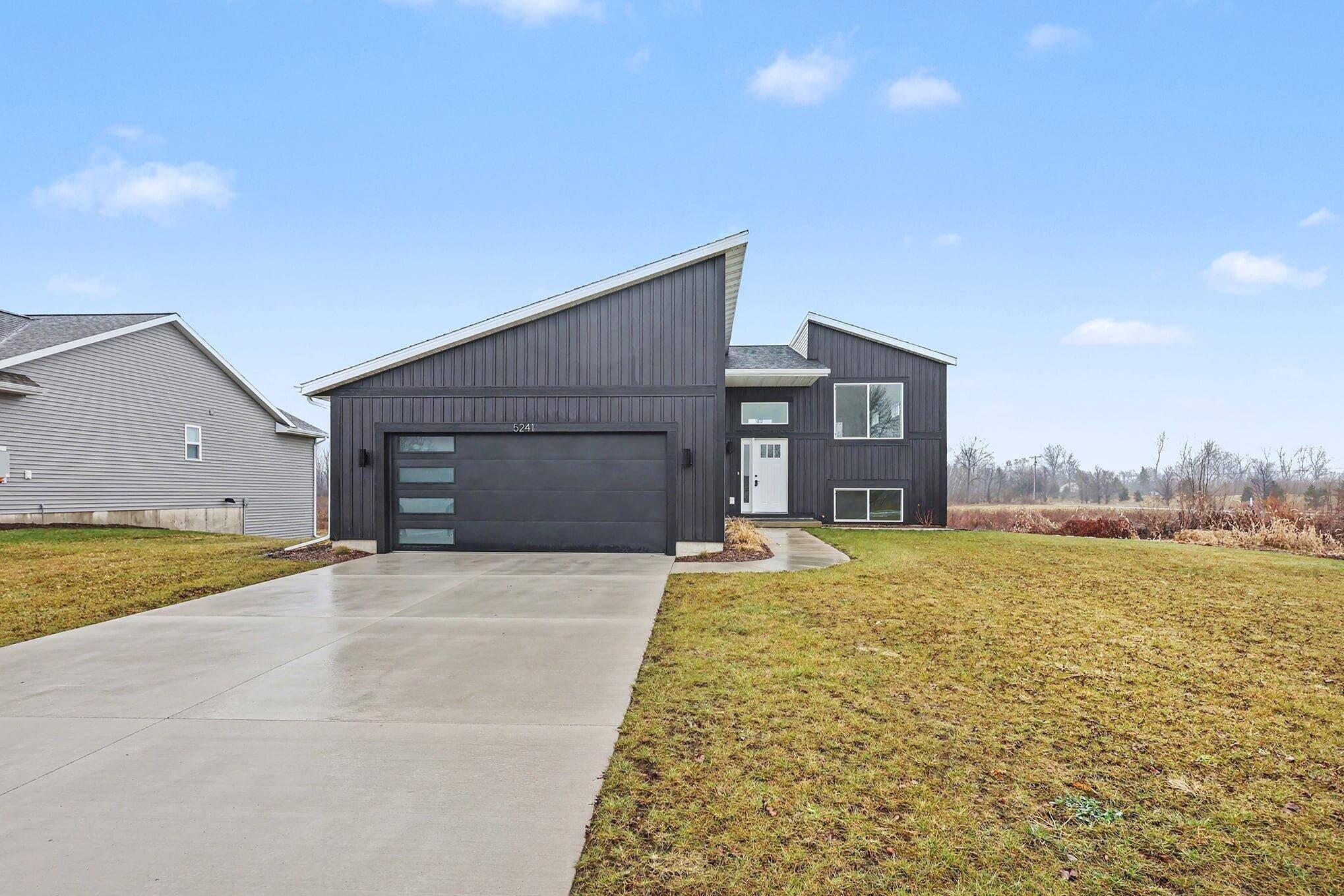 Allendale, MI 49401,5241 Margot LN