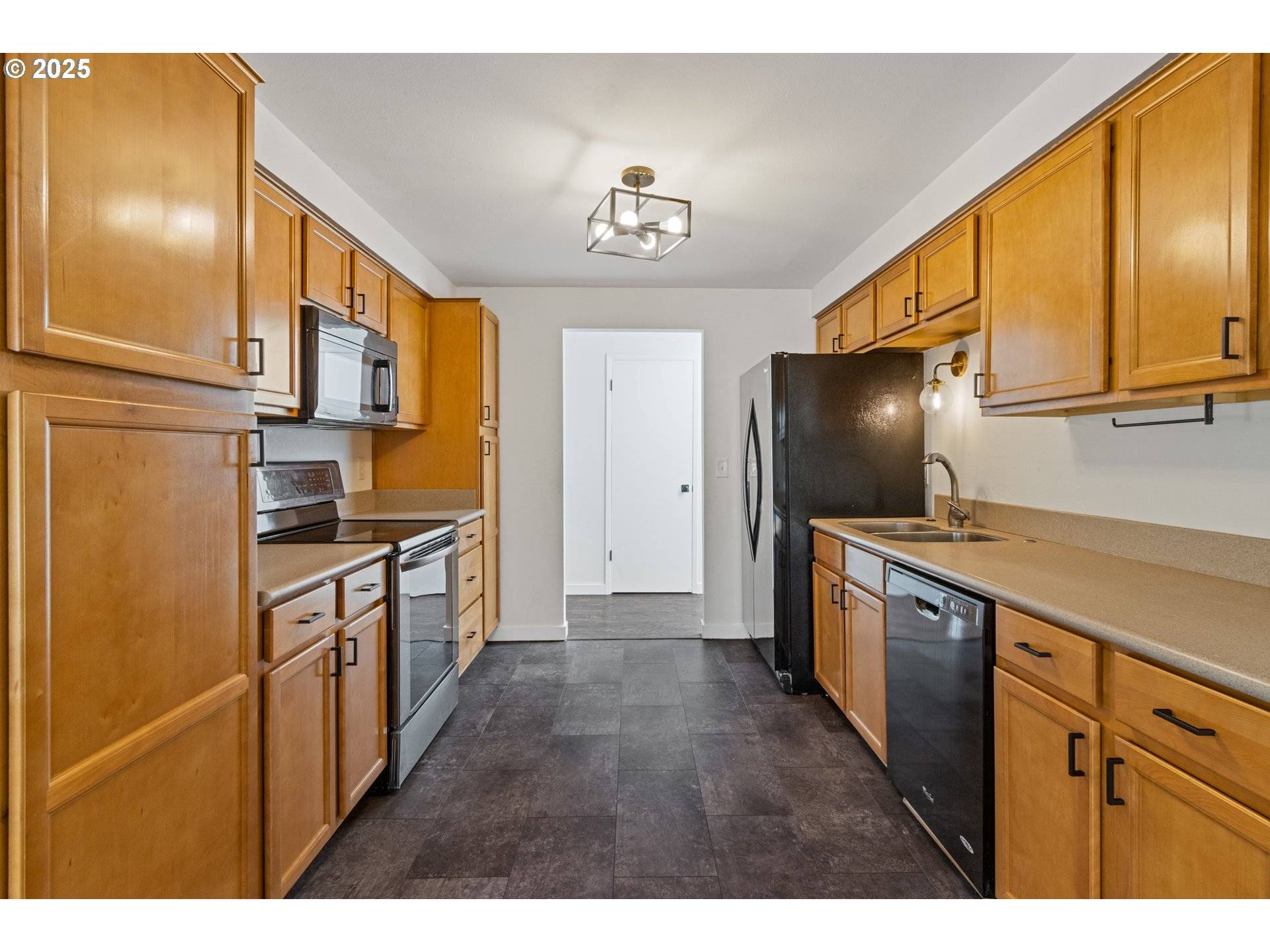 Gresham, OR 97030,23 SE 205TH PL