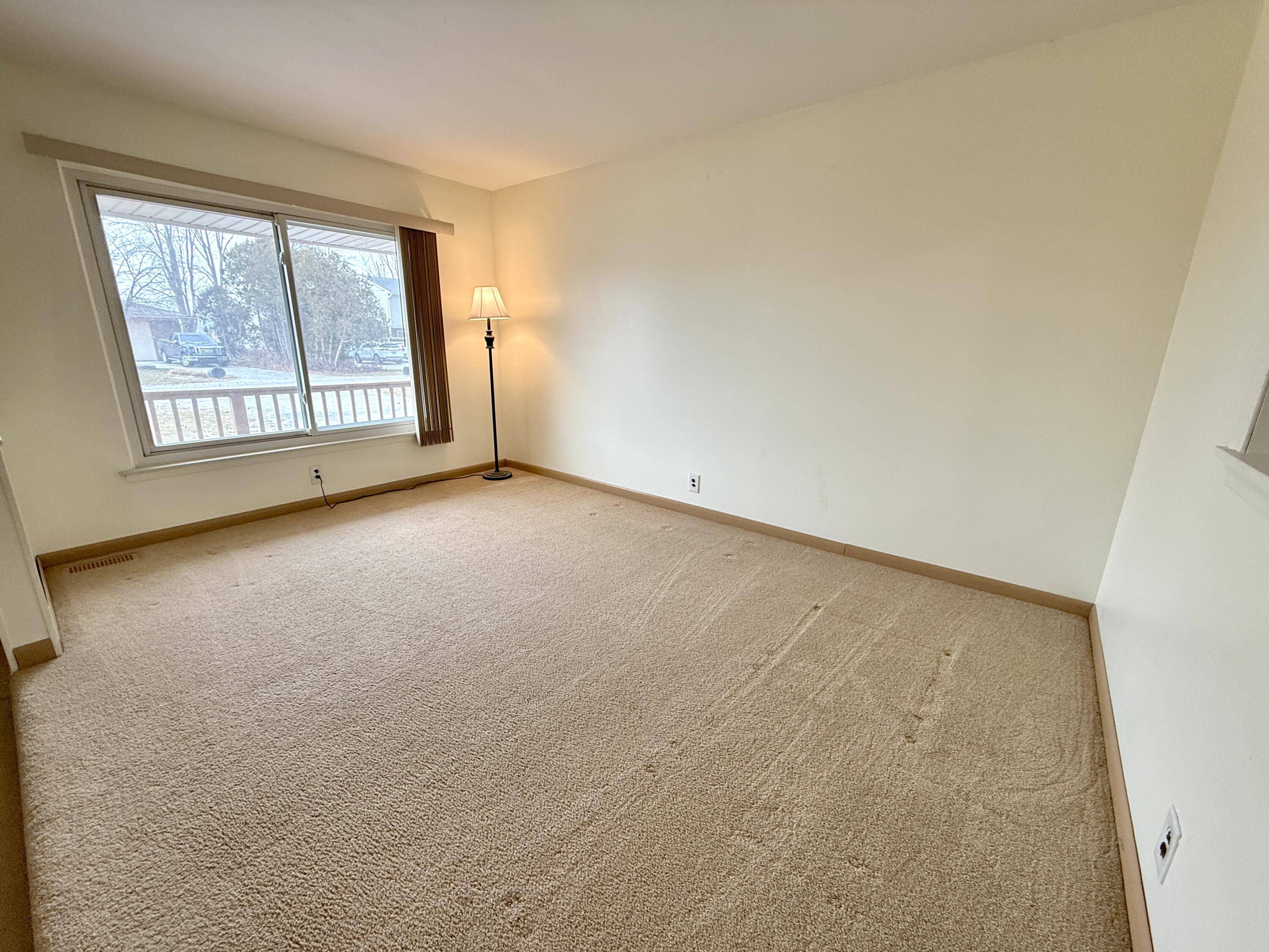 Chesterfield, MI 48047,32065 Lakepoint ST