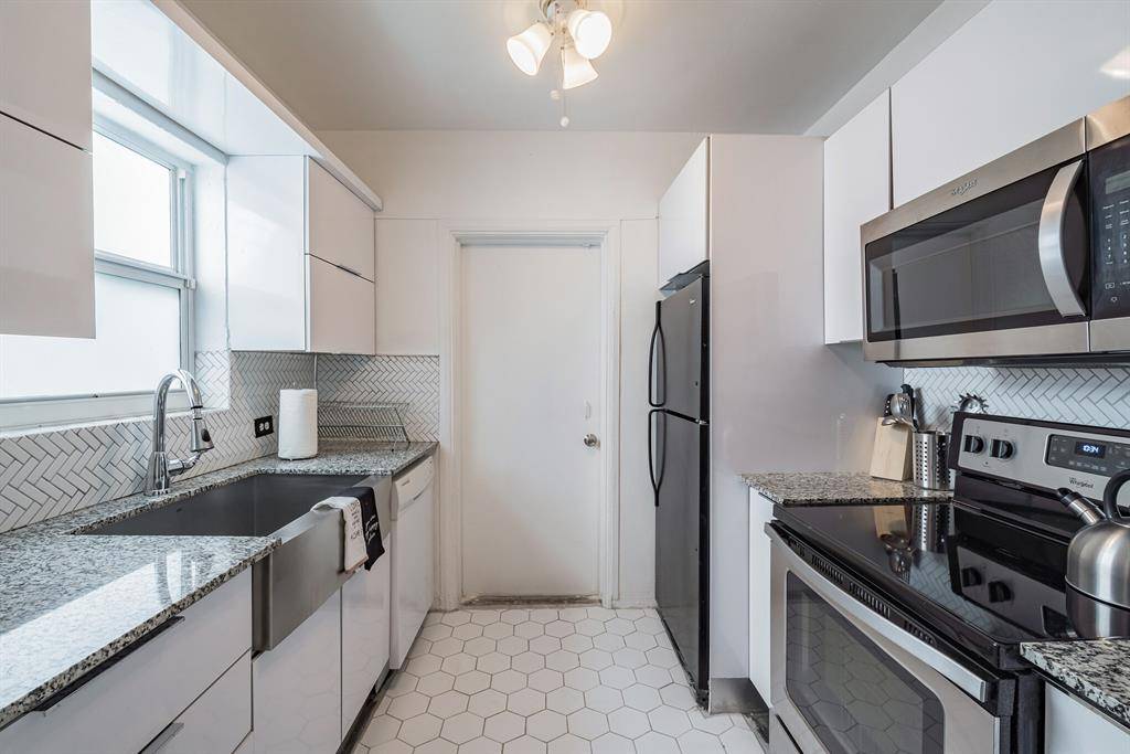 Miami, FL 33127,1016 42 Street