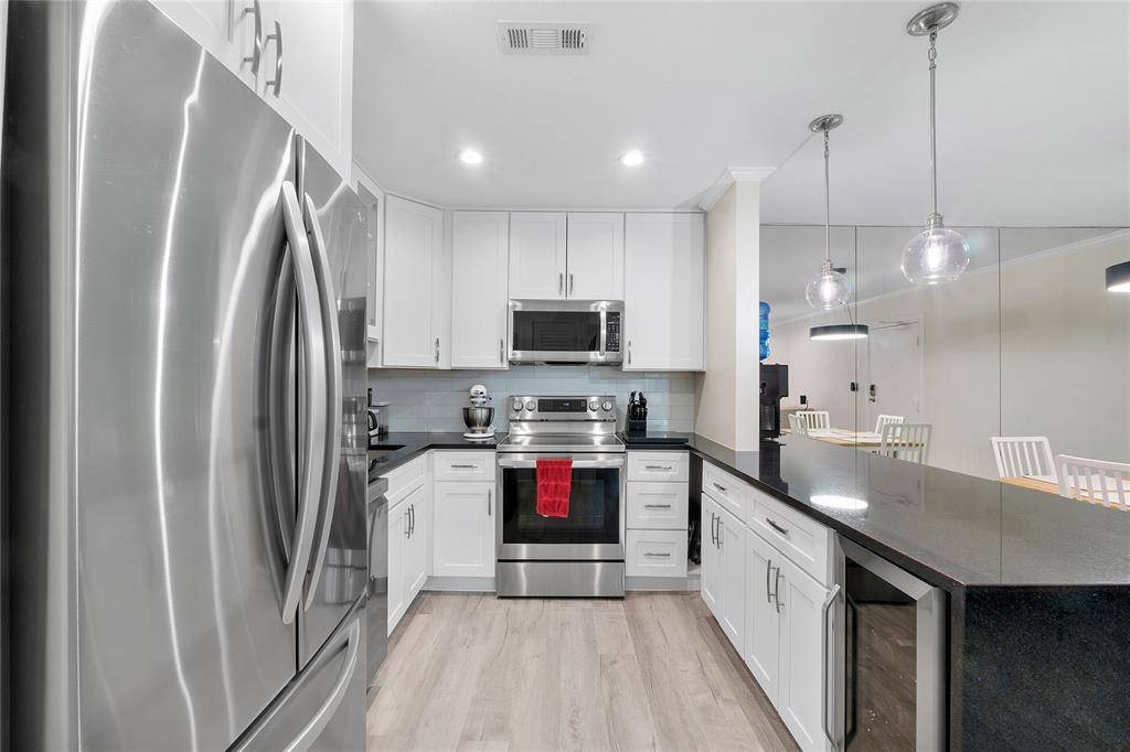 Fort Lauderdale, FL 33308,6205 Bay Club Dr #3