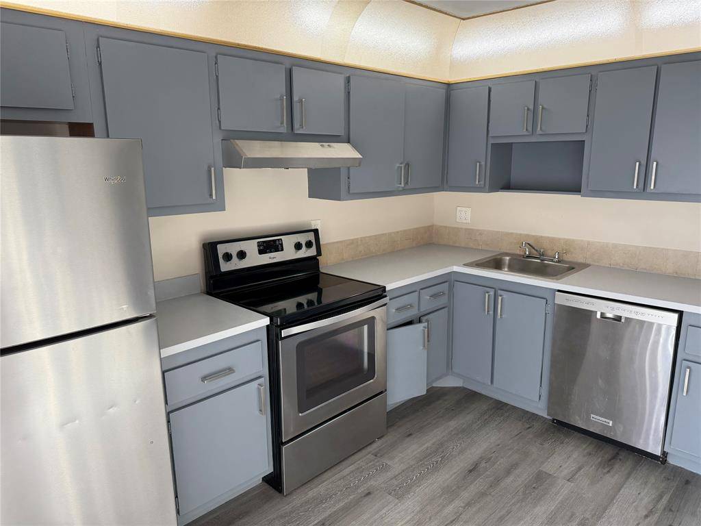 North Lauderdale, FL 33068,1349 SUSSEX DR #1349