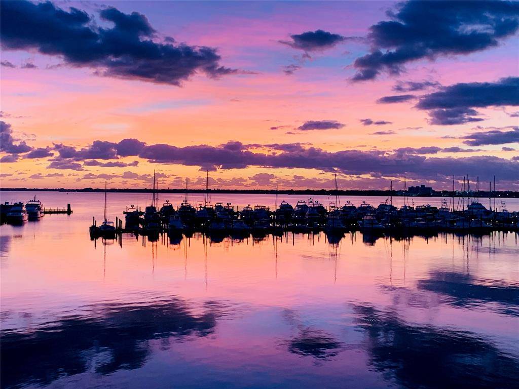 Stuart, FL 34994,675 NW Flagler Ave #303