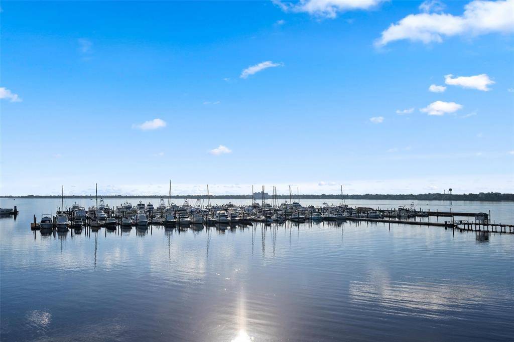 Stuart, FL 34994,675 NW Flagler Ave #303