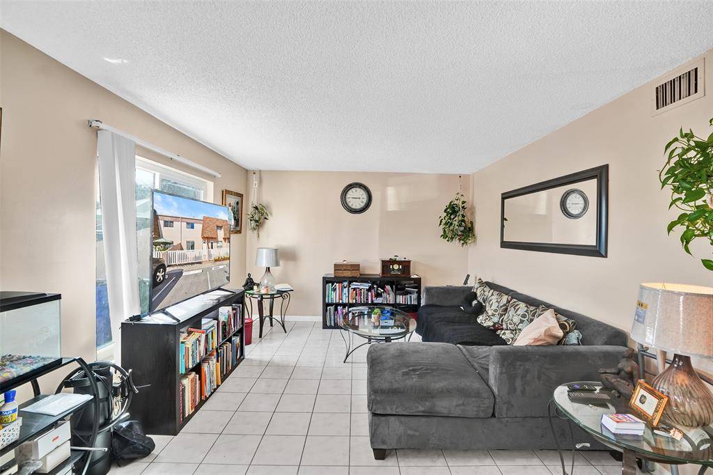 Margate, FL 33063,8081 NW 11th St #E