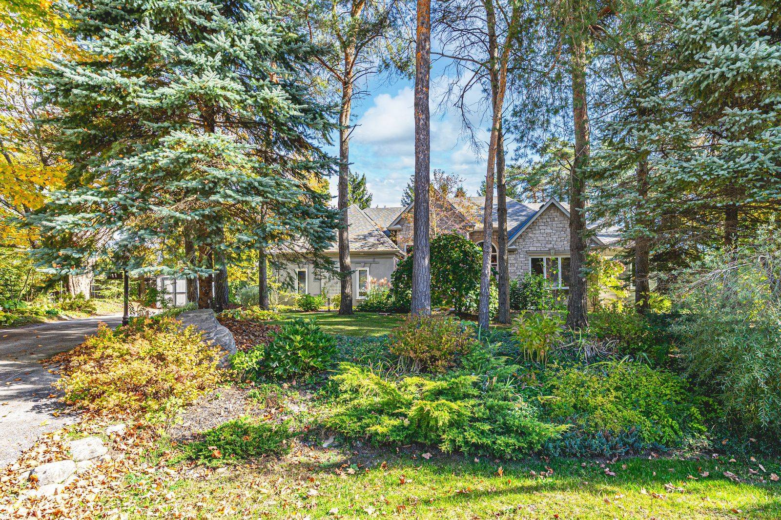 Oro-medonte, ON L0L 2L0,11 Bunker PL