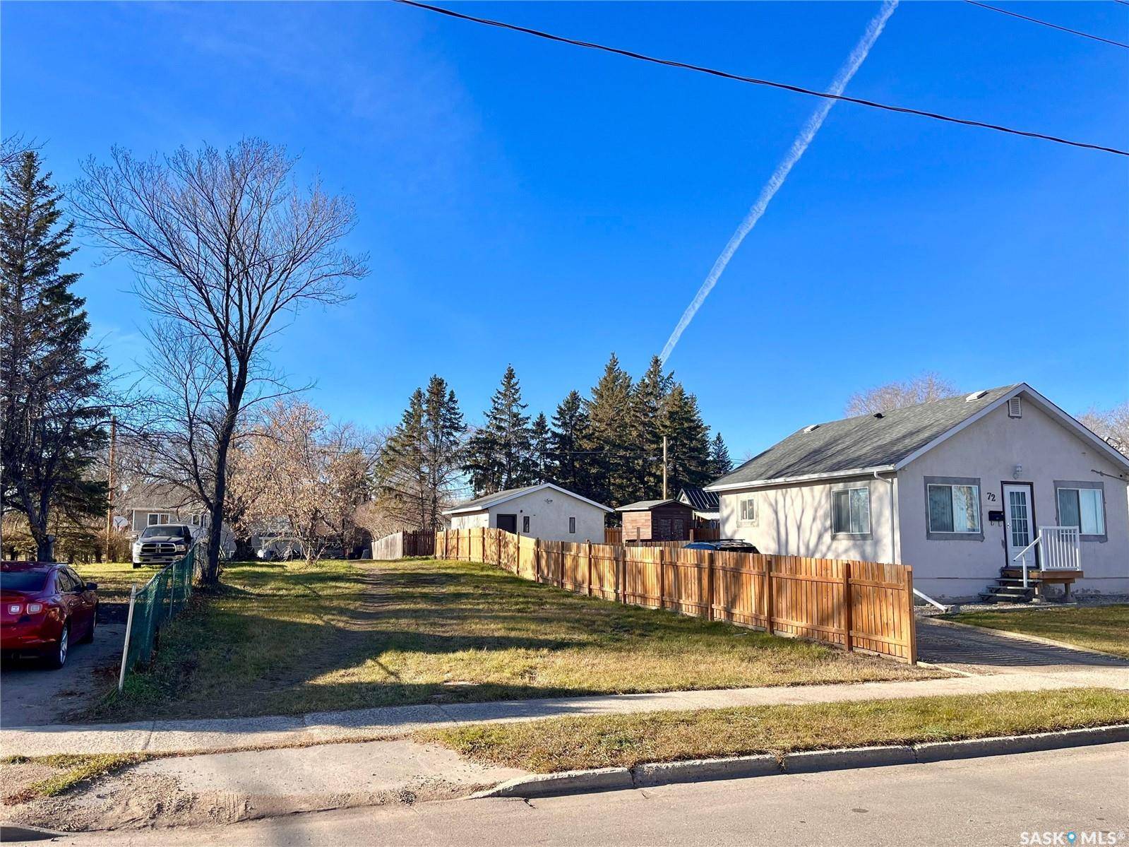 Yorkton, SK S3N 1S8,68 Victoria AVENUE