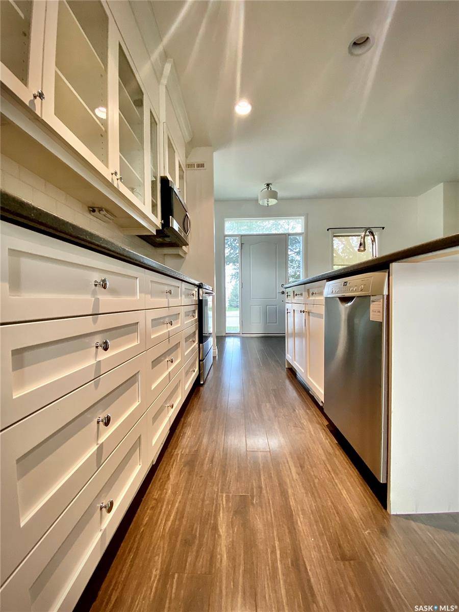 Esterhazy, SK S0A 0X0,422 St Mary STREET #A & B