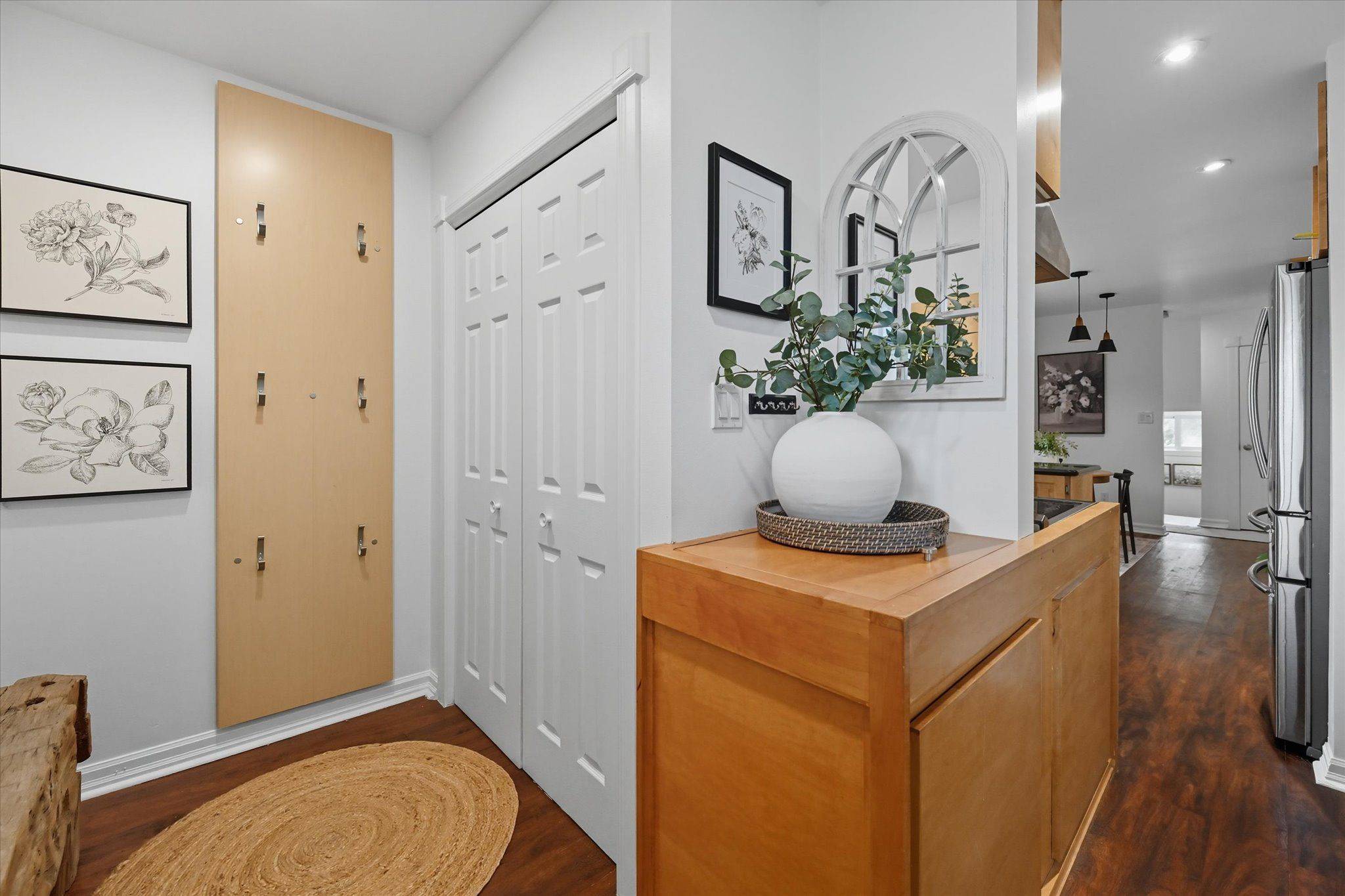 Burlington, ON L7P 2M8,1348 Augustine DR