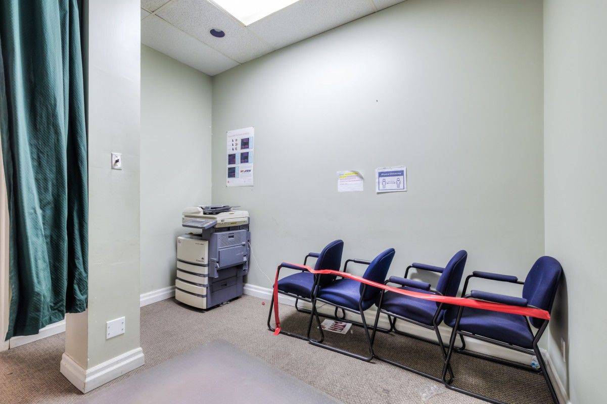 Toronto W05, ON M9L 1W9,4250 Weston RD