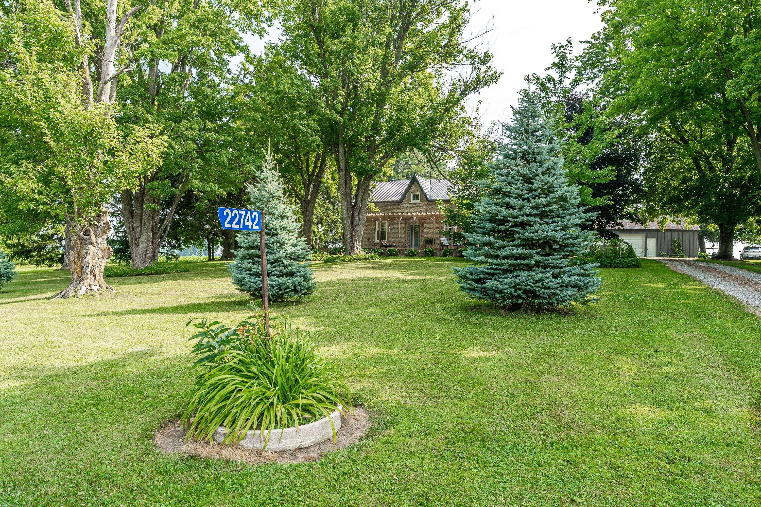 Thames Centre, ON N0M 2P0,22742 Nissouri RD