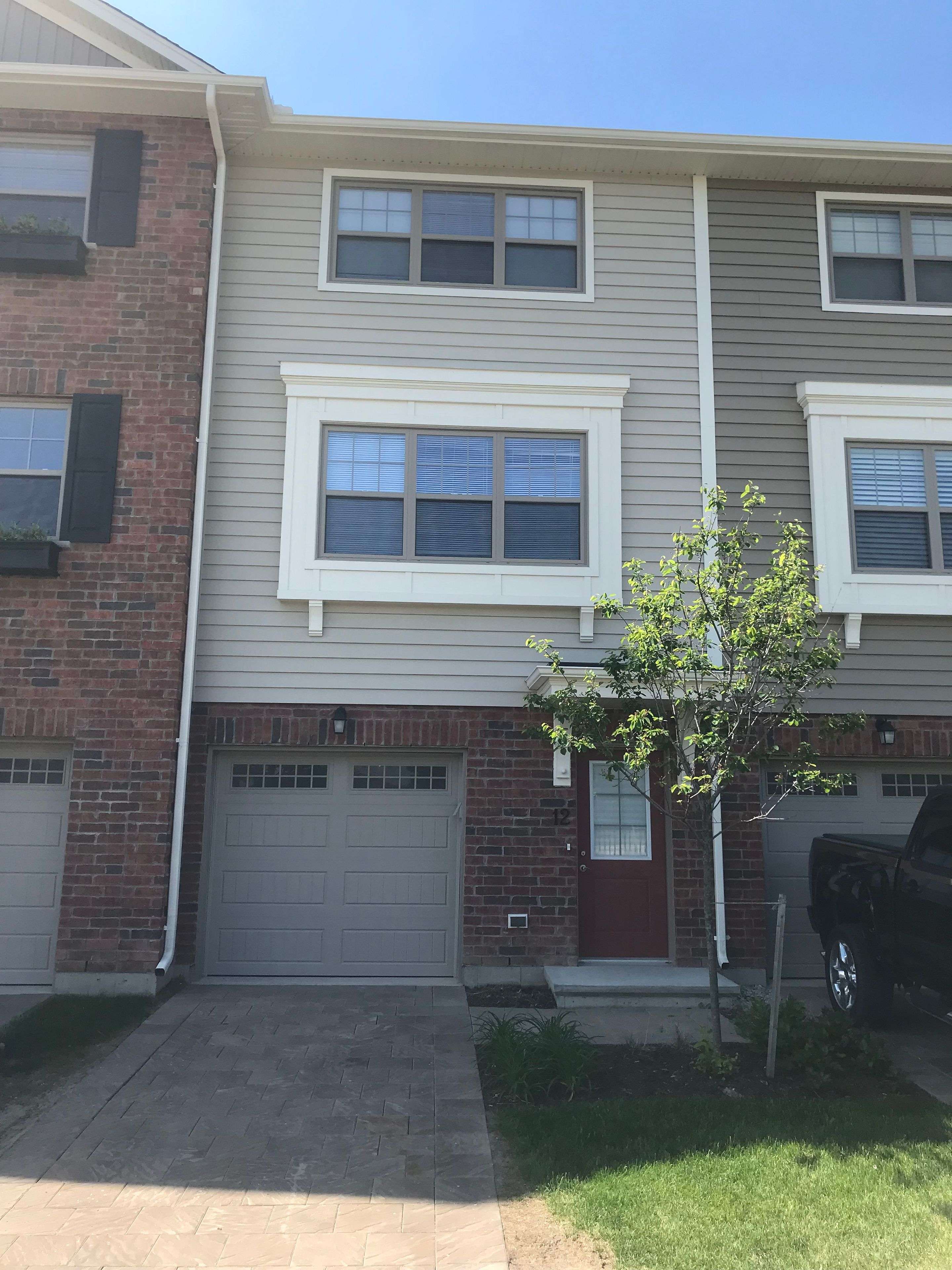 London South, ON N6L 0E6,12 - 3025 Singleton AVE