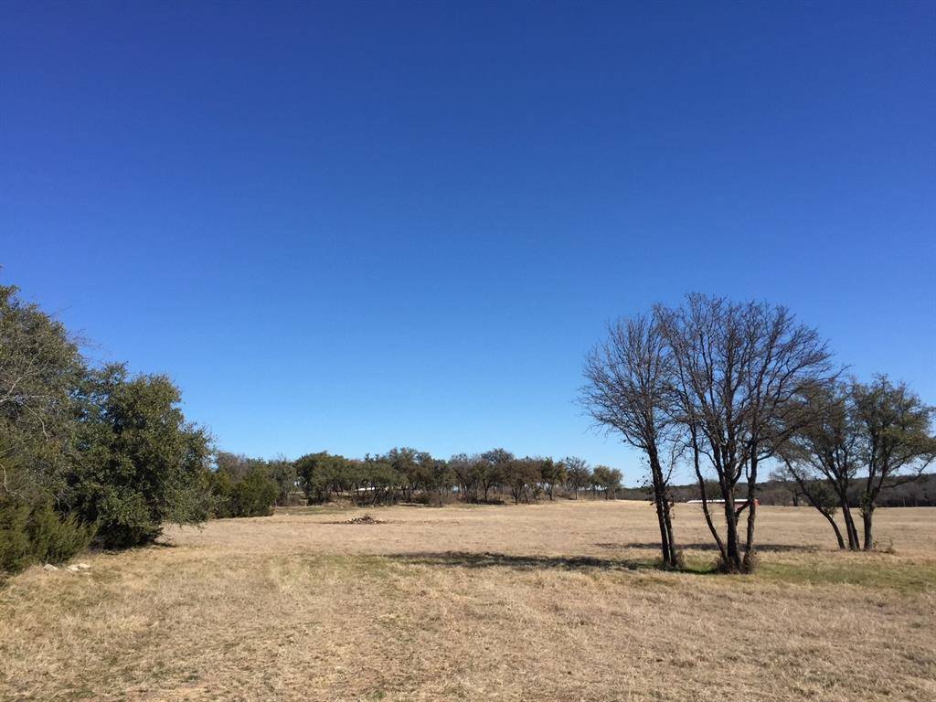 Iredell, TX 76649,521 Private Road 2163