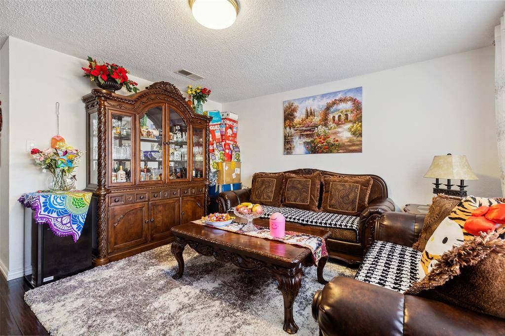 Dallas, TX 75287,4748 Old Bent Tree Lane #1901