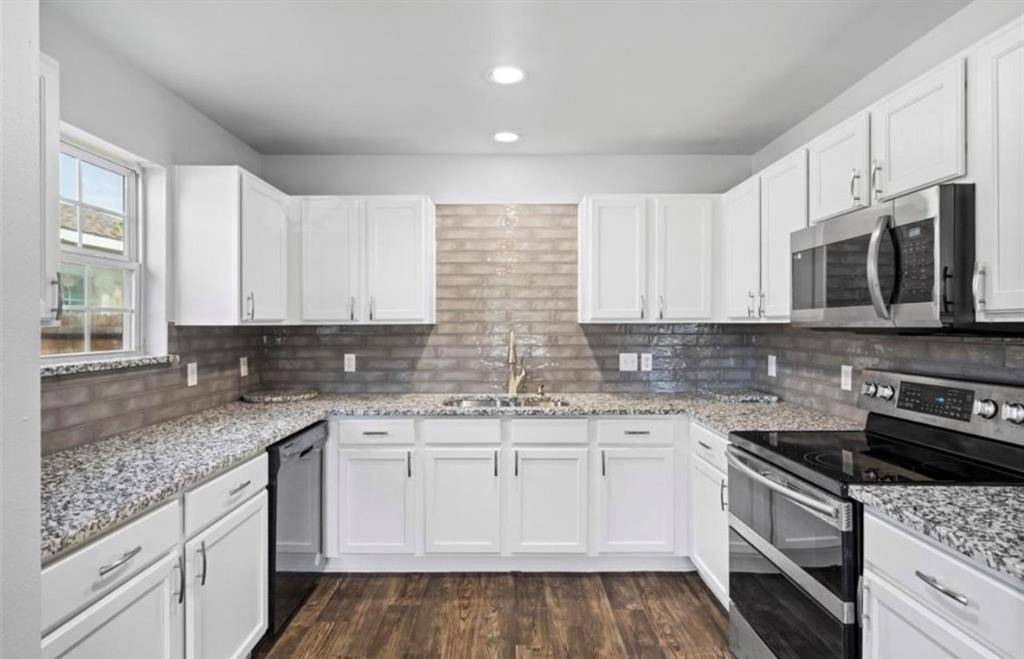 Dallas, TX 75212,1851 Homeland Street