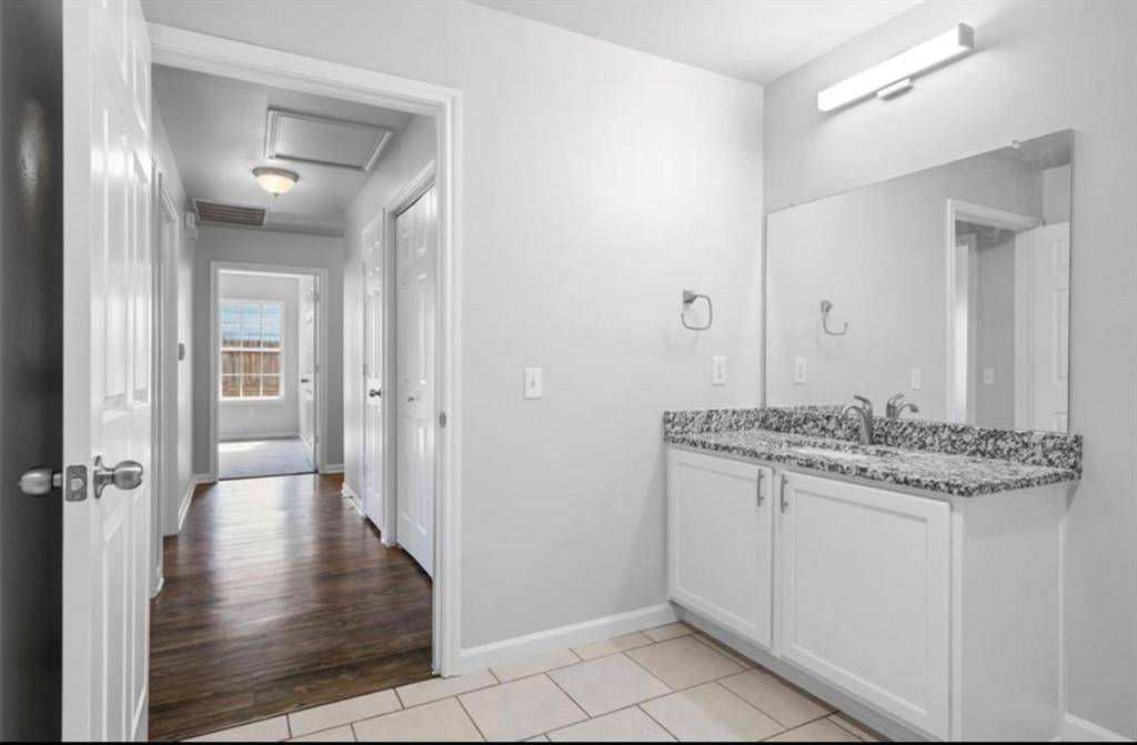 Dallas, TX 75212,1851 Homeland Street