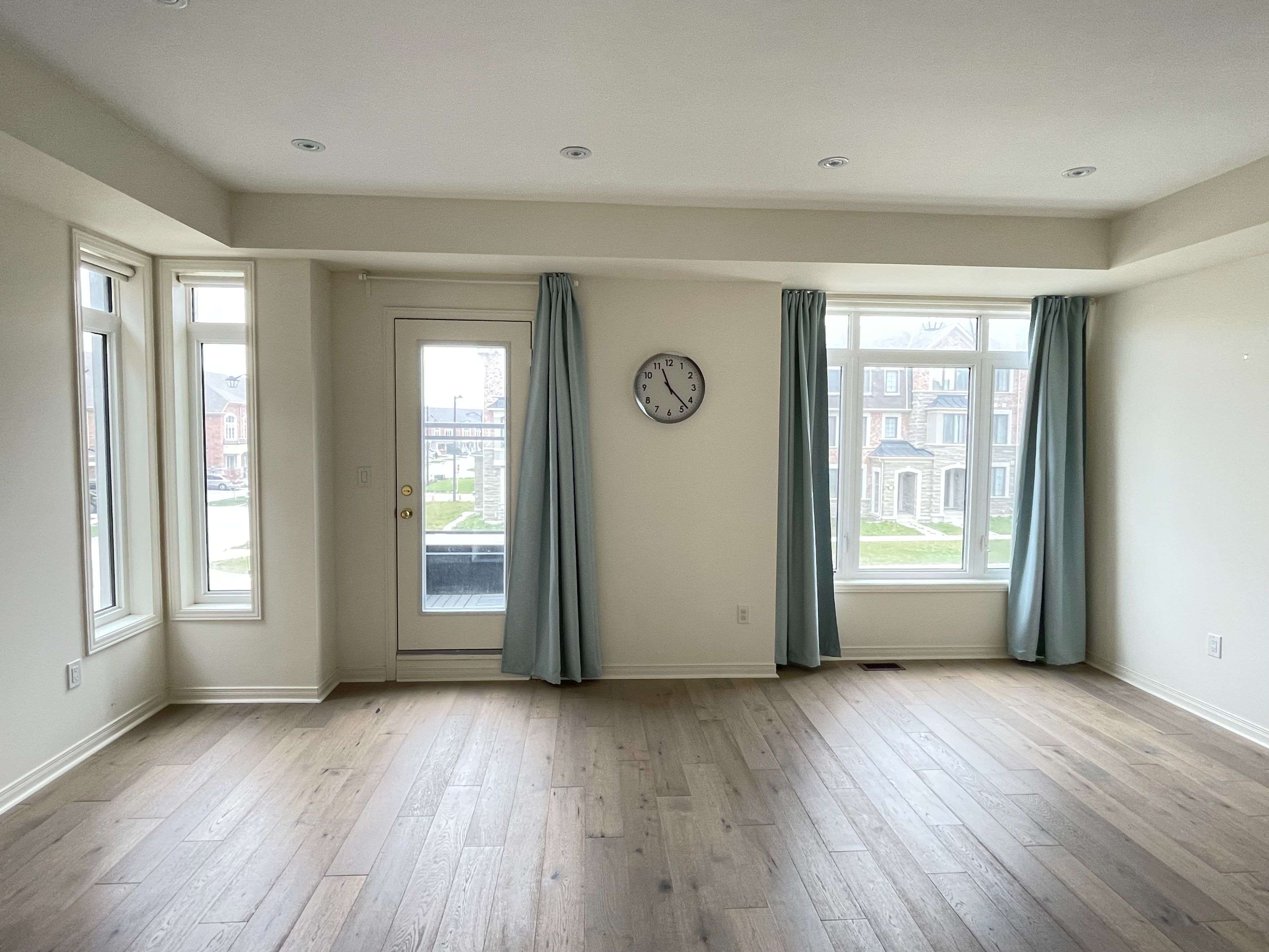 Richmond Hill, ON L4S 0K7,95 William F Bell Pkwy