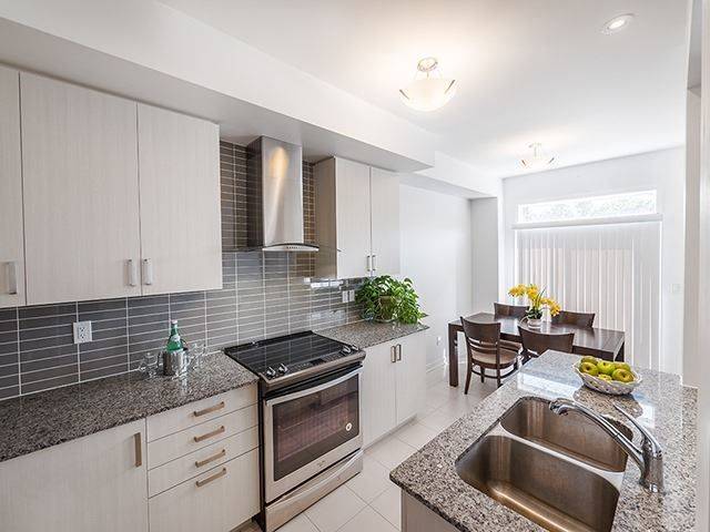 Newmarket, ON L3X 0M1,204 Bennett ST