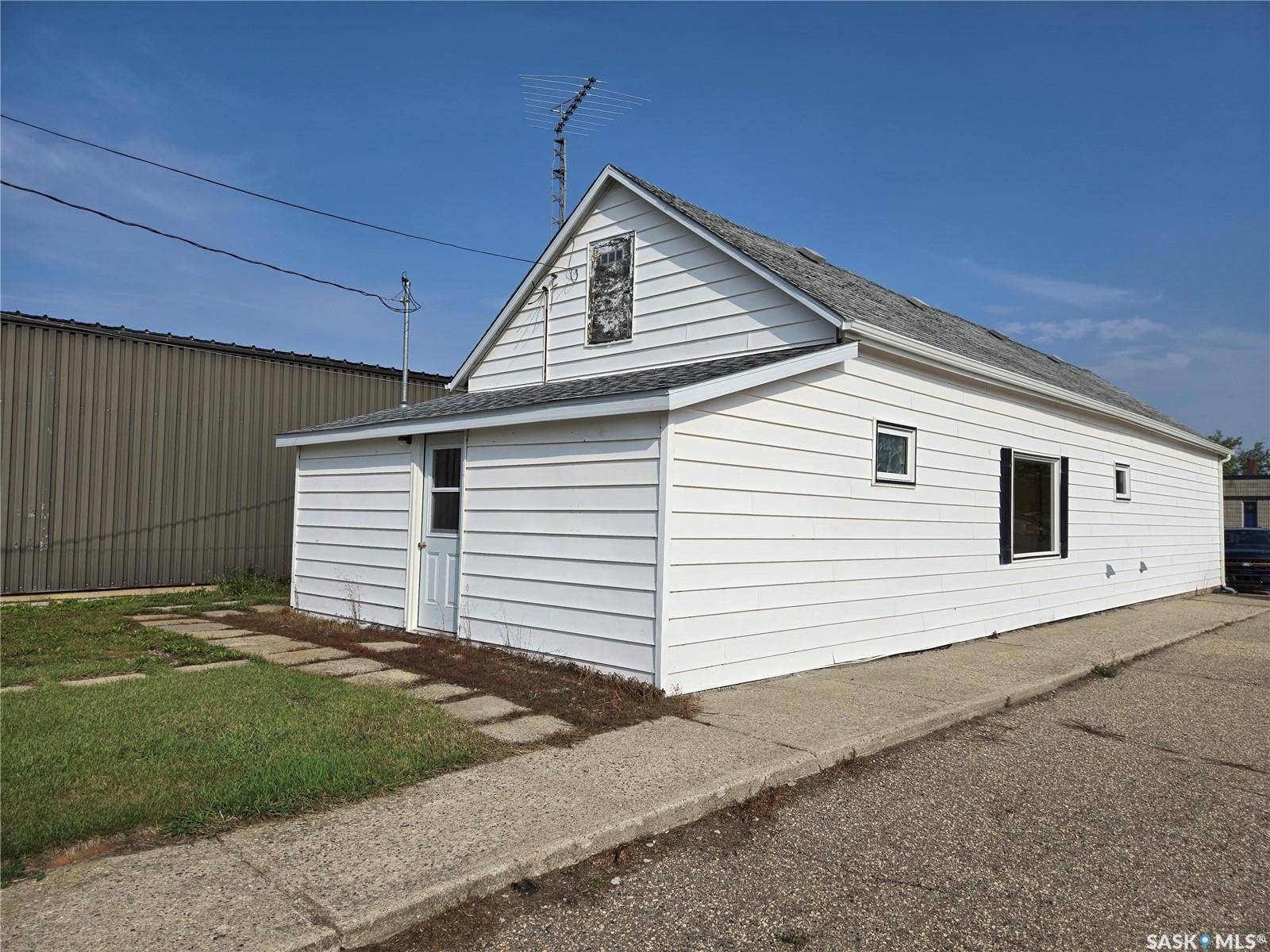 Grayson, SK S0A 1E0,581 Railway AVENUE