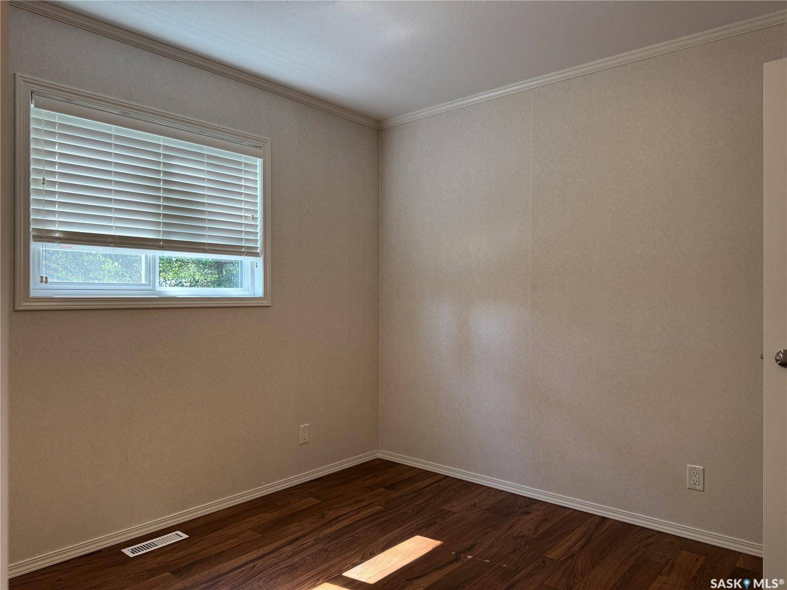 Jansen, SK S0K 2B0,226 Hopp STREET