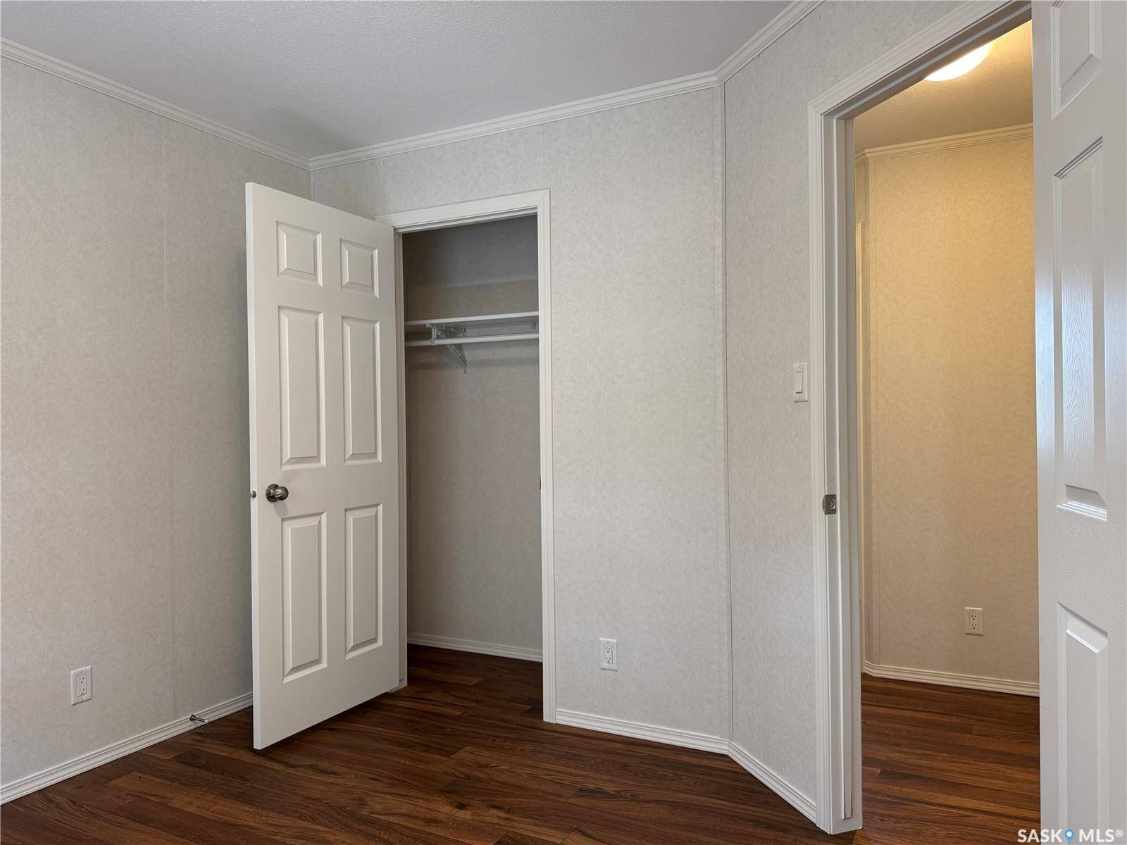 Jansen, SK S0K 2B0,226 Hopp STREET