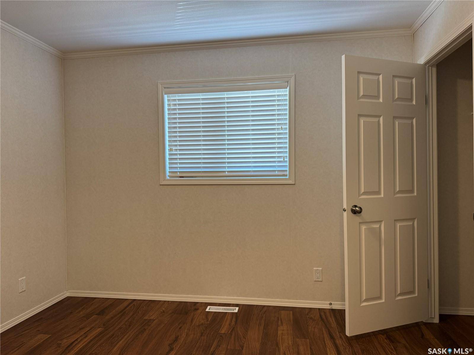 Jansen, SK S0K 2B0,226 Hopp STREET