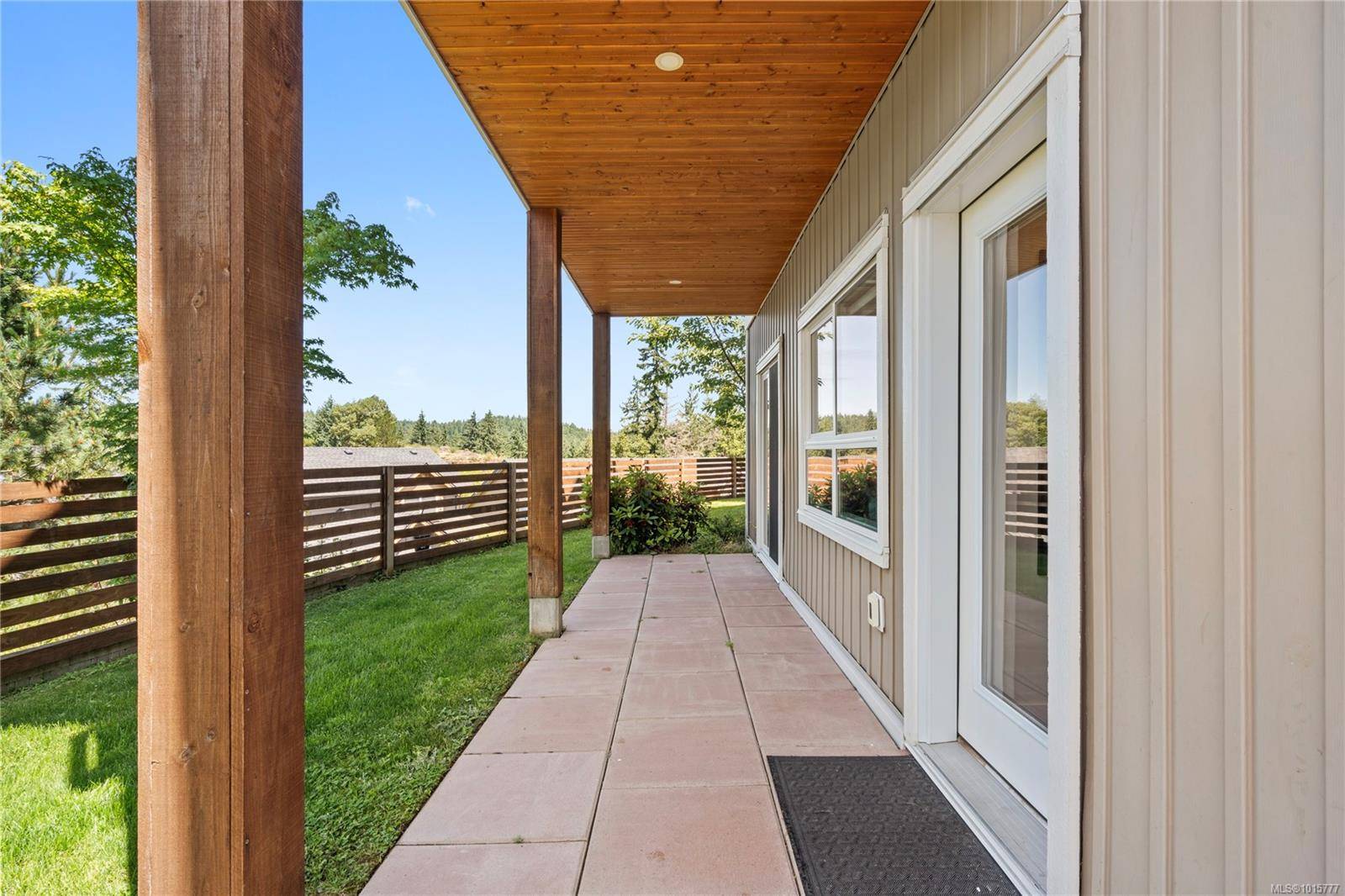 Nanaimo, BC V9T 6J1,3316 Fireweed Way