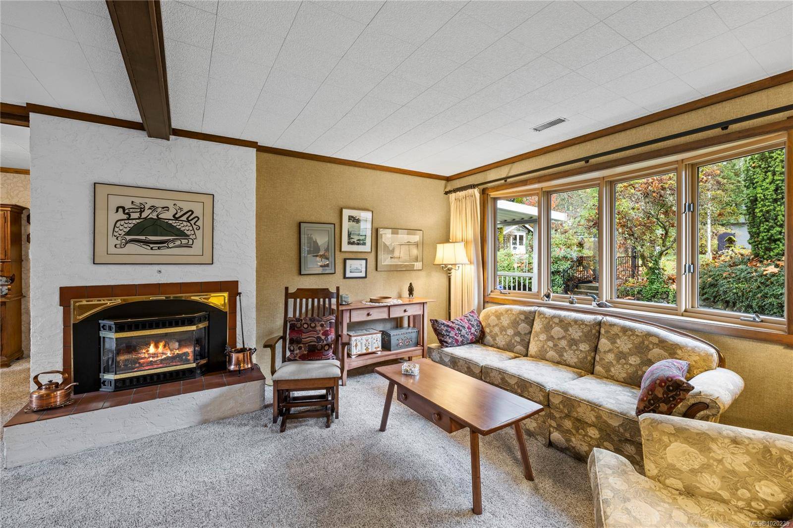 Qualicum Beach, BC V9K 1J5,454 Crescent Rd W