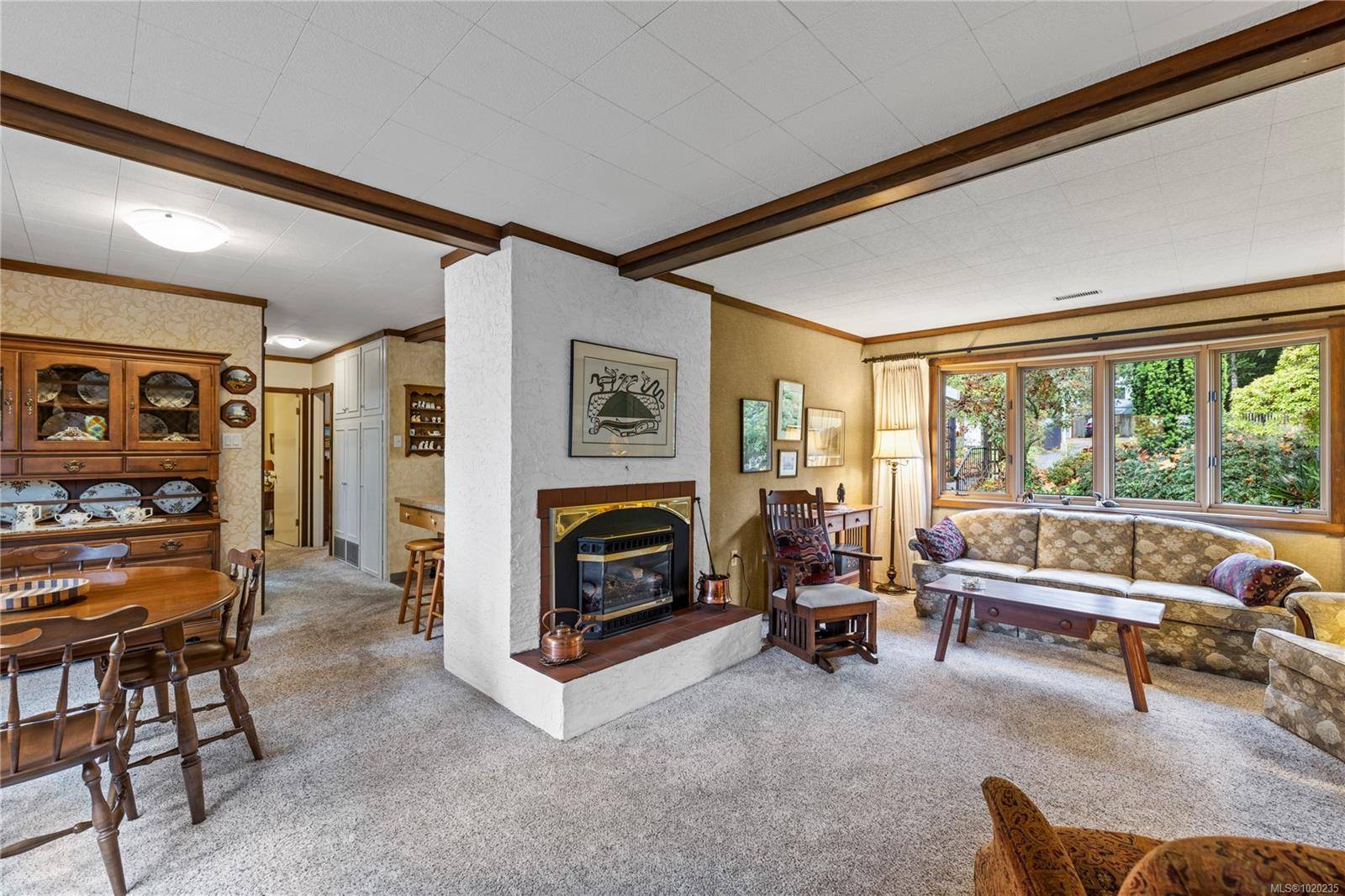 Qualicum Beach, BC V9K 1J5,454 Crescent Rd W