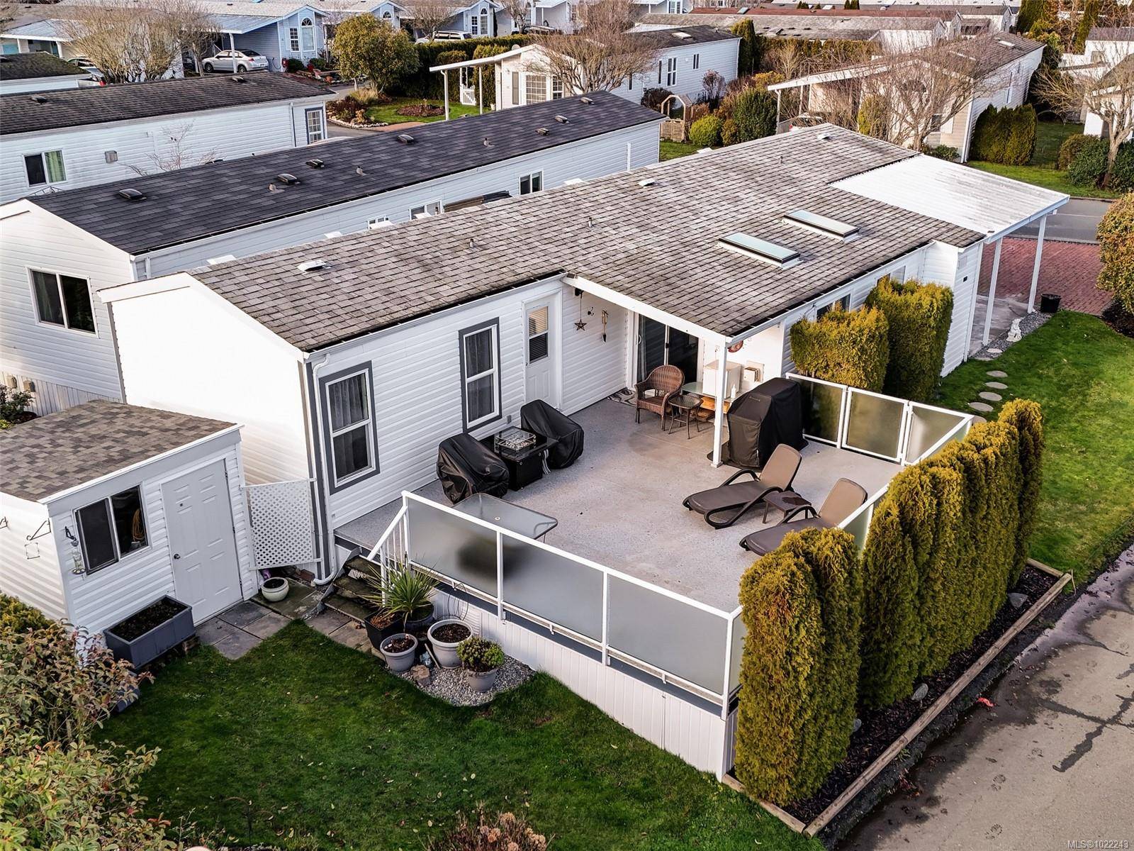 Central Saanich, BC V8M 2B6,7583 Central Saanich Rd #115