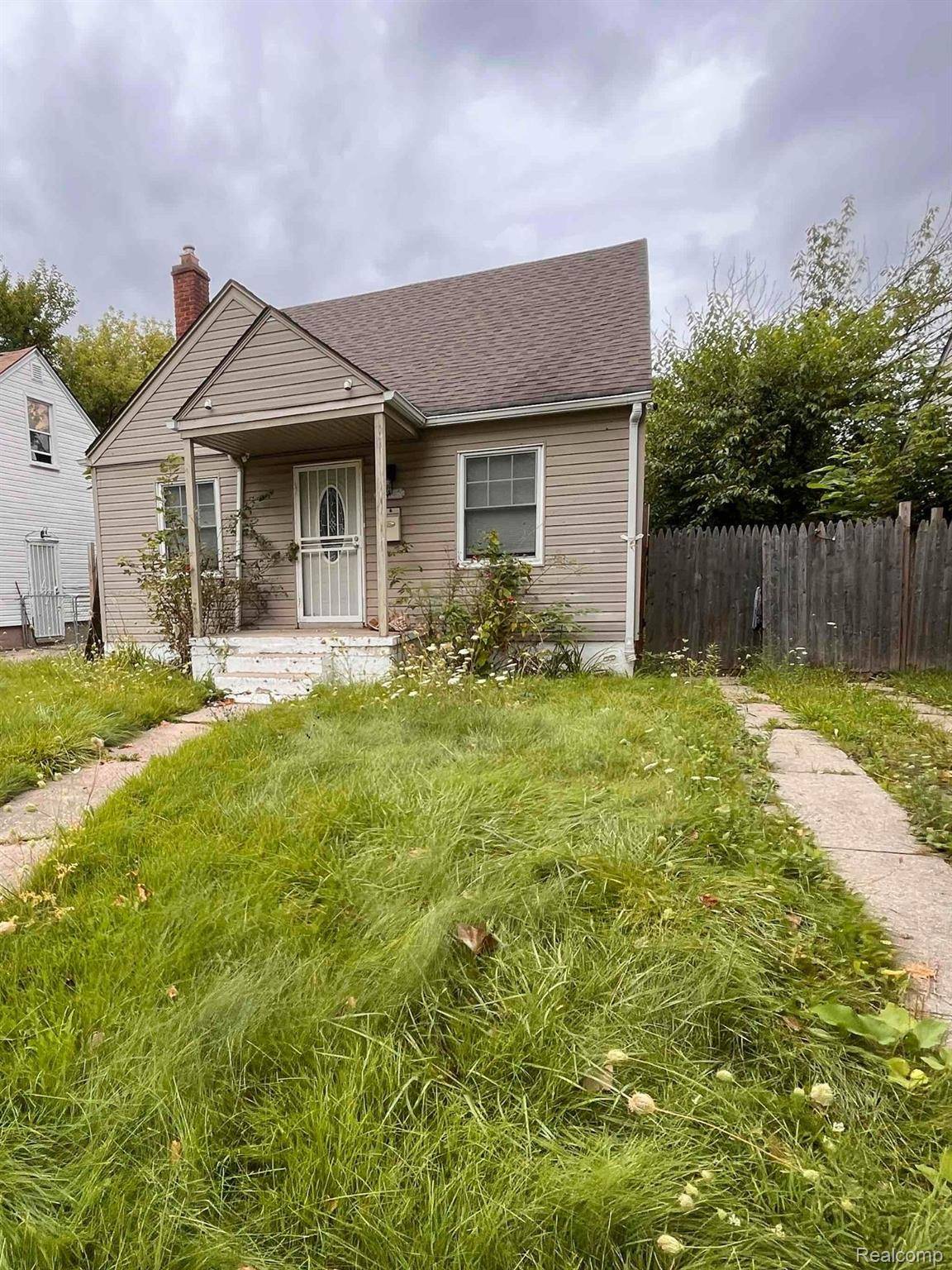 Detroit, MI 48205,15645 Liberal ST