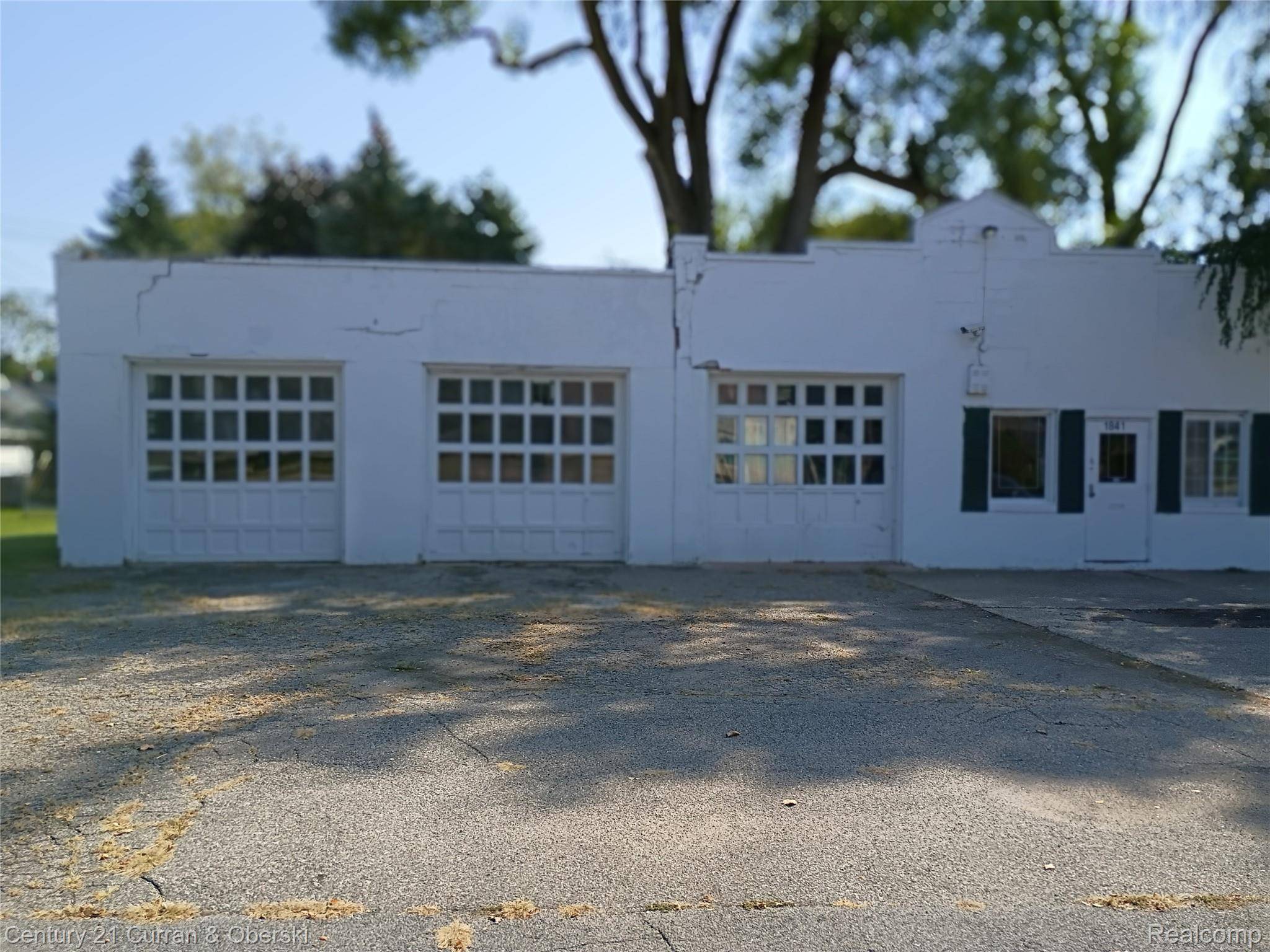 Dearborn, MI 48124,1841 Monroe ST